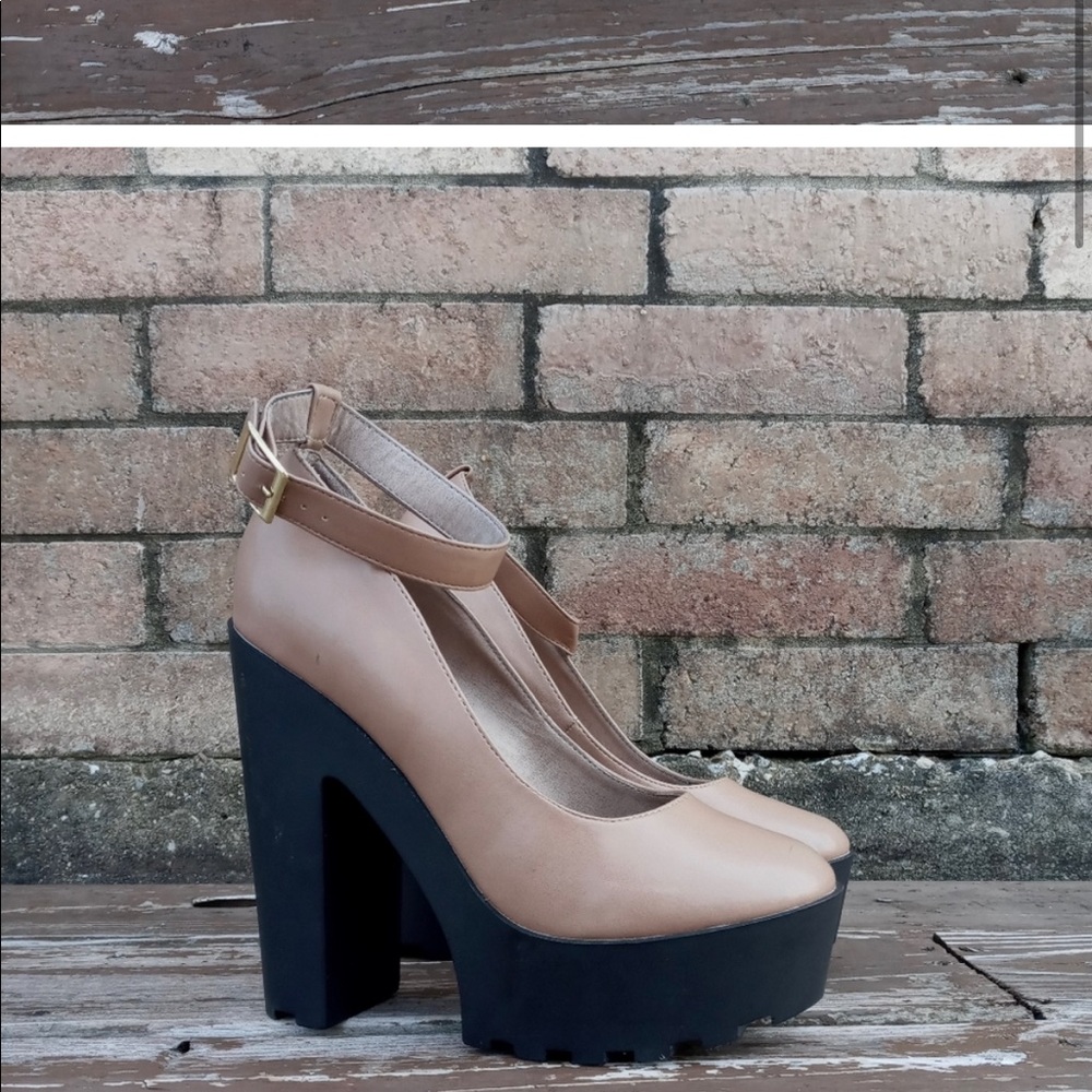 Breckles heels. Only tried on